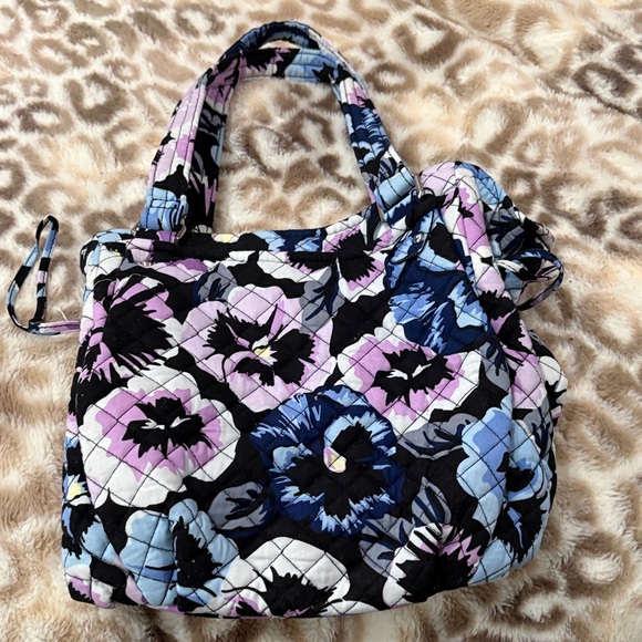 Vera Bradley Handbags - Vera Bradley Glenna satchel purple floral handbag